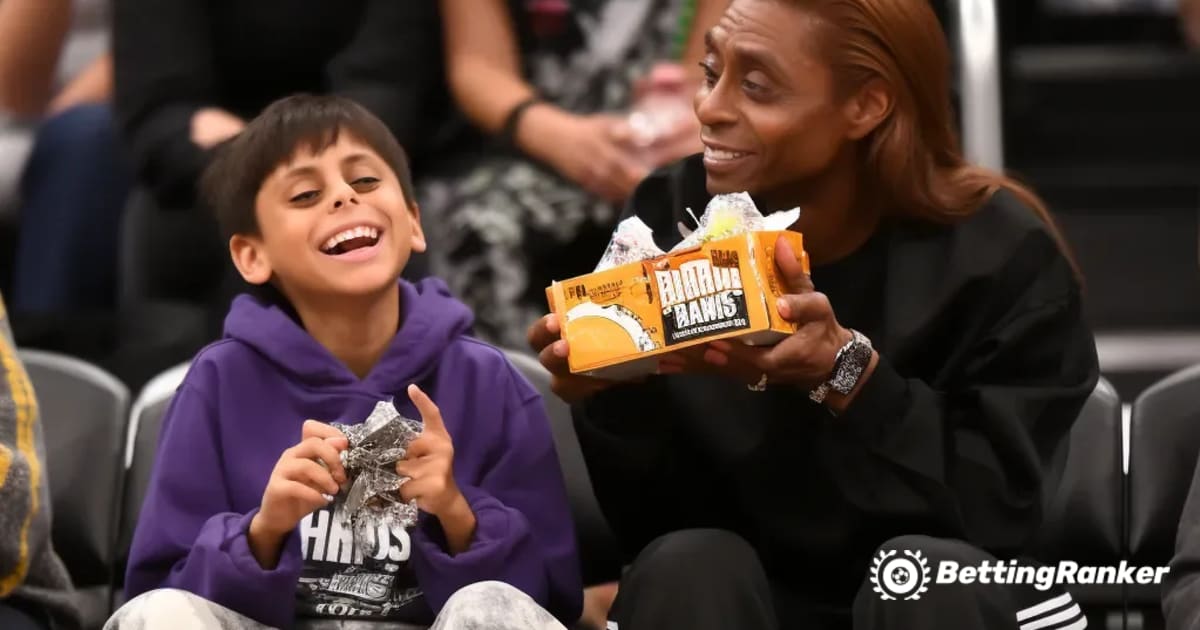 Lil Wayne and Son Discuss NBA Favorites at Lakers Game